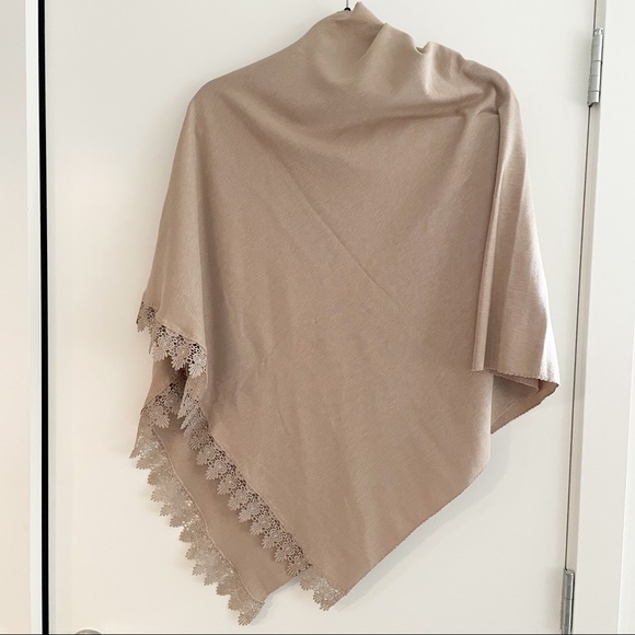 Handmade Camel Coloured Poncho with Embroidered/Lace Border - Picture 1 of 5